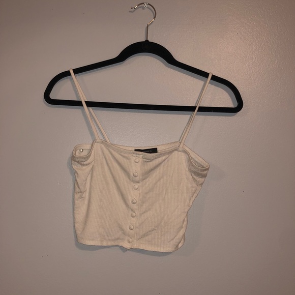 Forever 21 Tops - CUTE CROP TOP